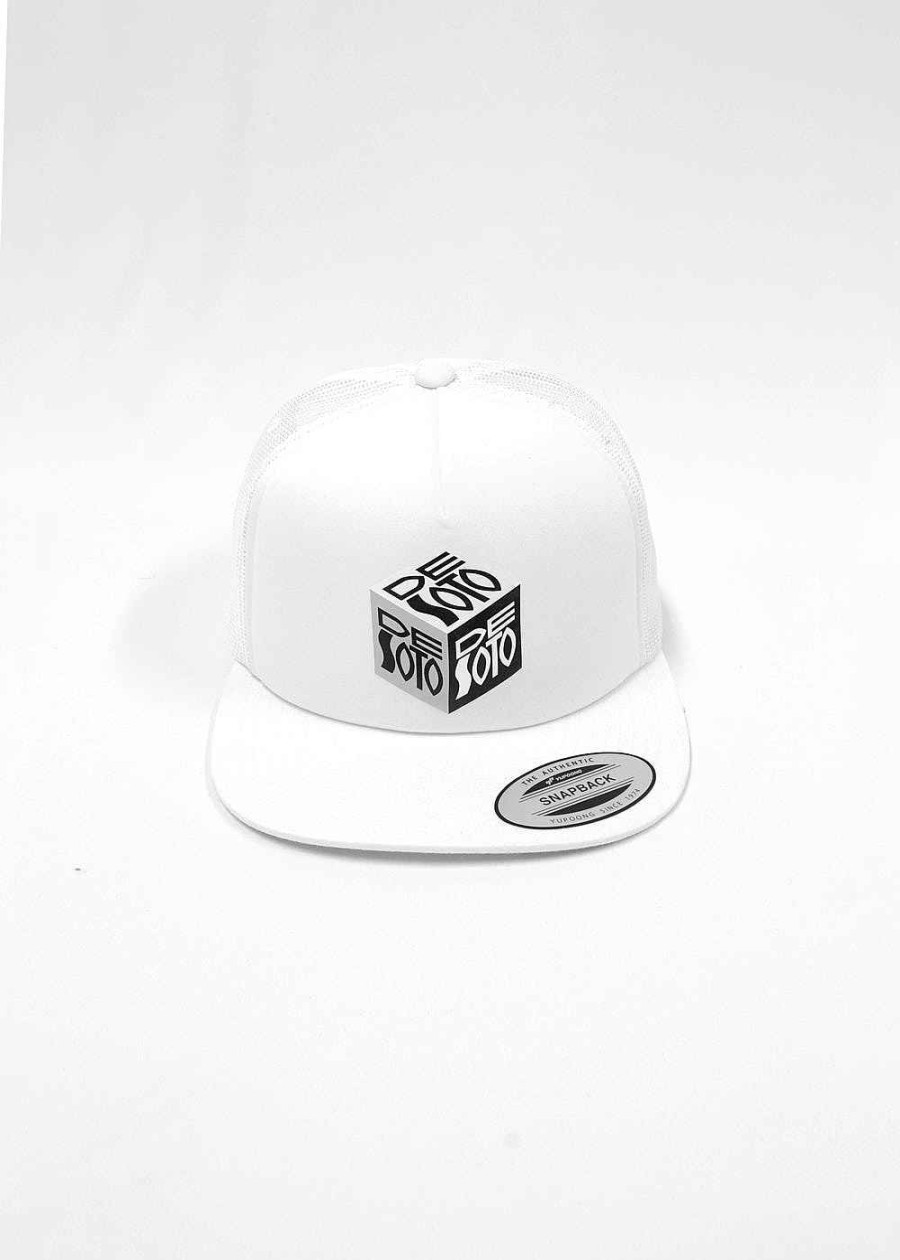 Accesorios De Soto | Logotipo Trucker Cube - Espalda De Malla - 3 Pulgadas